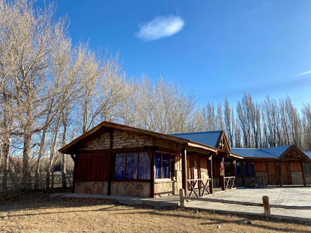 Hostería&Cabañas Río Fénix Perito Moreno Extérieur photo